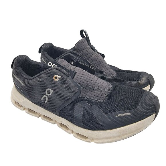 On Cloud Sky Running Kids Size Black White Athletic Sneakers - Main Image